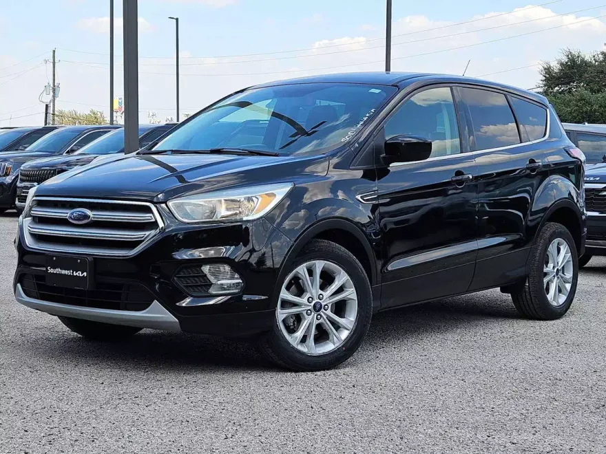 2017 Ford Escape SE photo 1