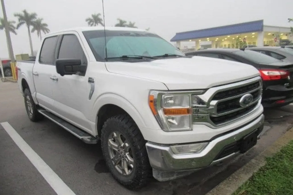2023 Ford F-150 XLT photo 1