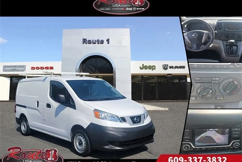 2019 Nissan NV200 S photo 1