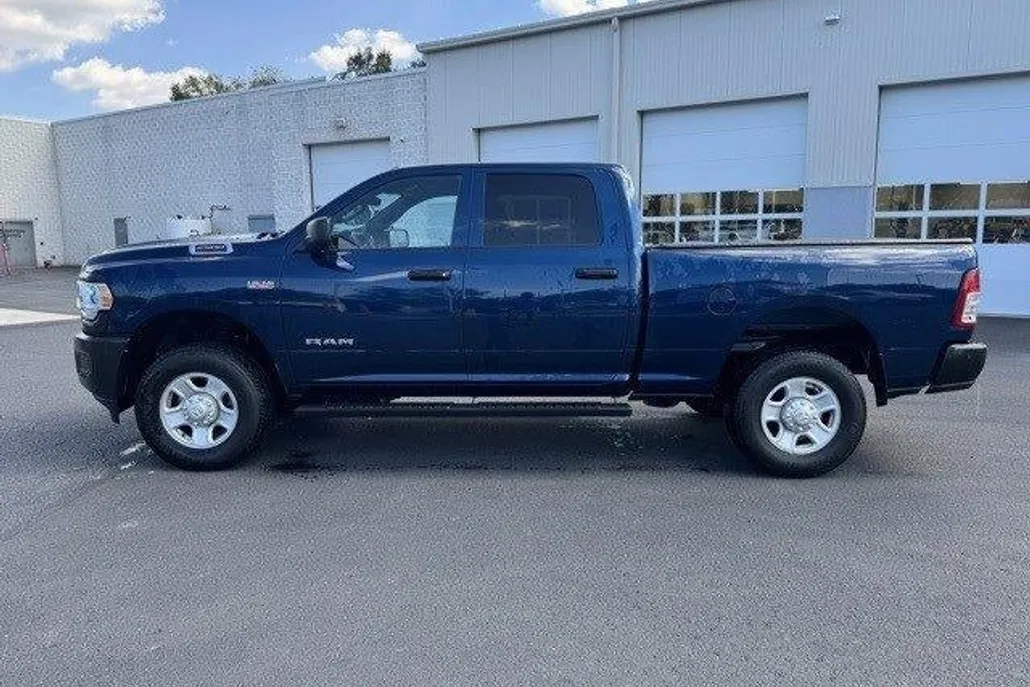 2022 Ram 2500 Tradesman photo 1