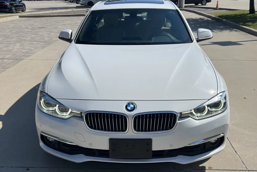 2017 Bmw 330i photo 1