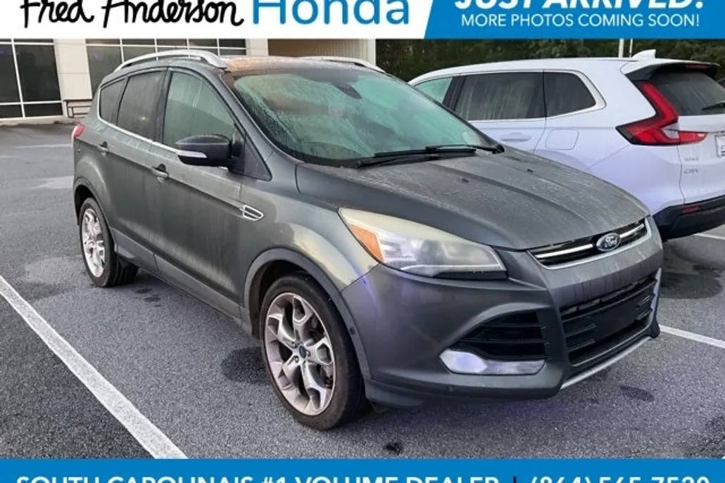 2015 Ford Escape Titanium photo 1
