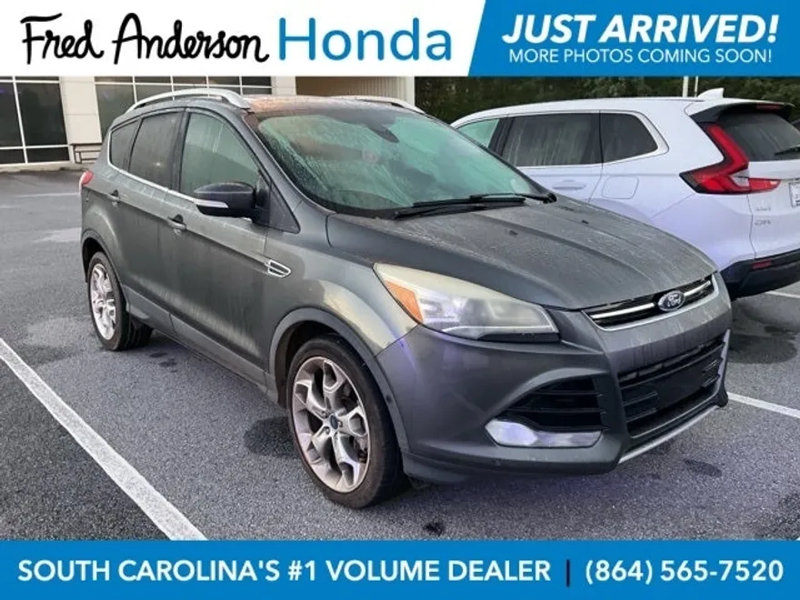 2015 Ford Escape Titanium photo 1