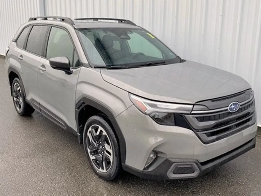 2025 Subaru Forester Limited photo 1