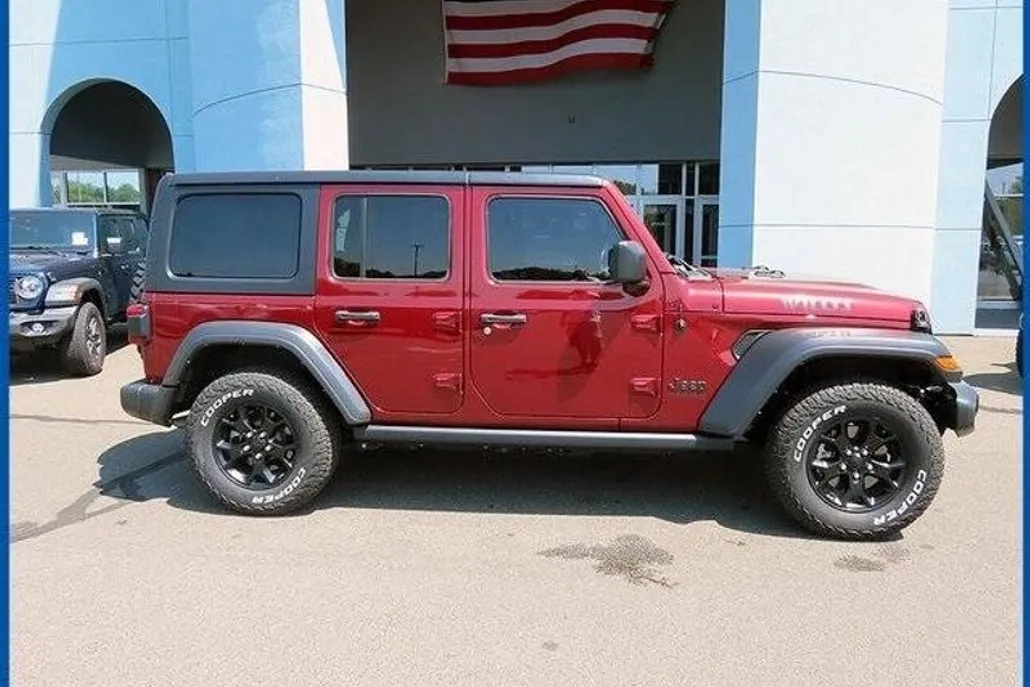 2021 Jeep Wrangler Unlimited Willys photo 1
