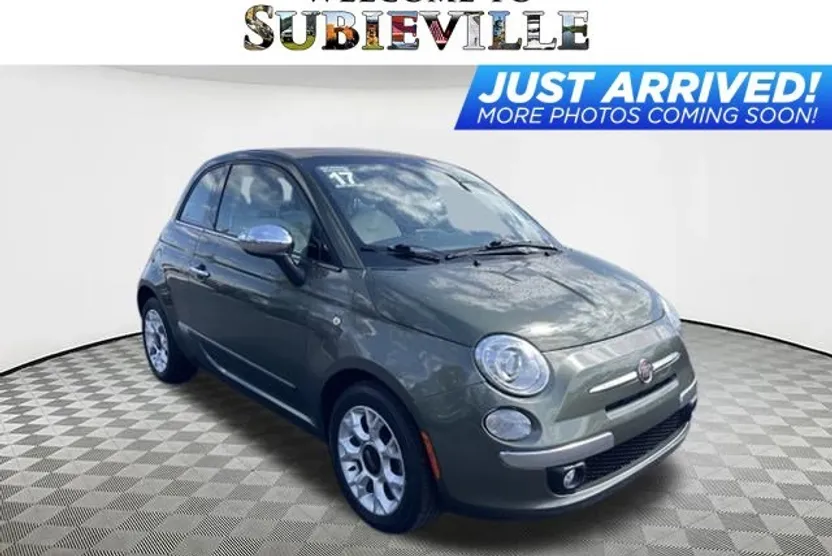 2017 Fiat 500 Lounge photo 1