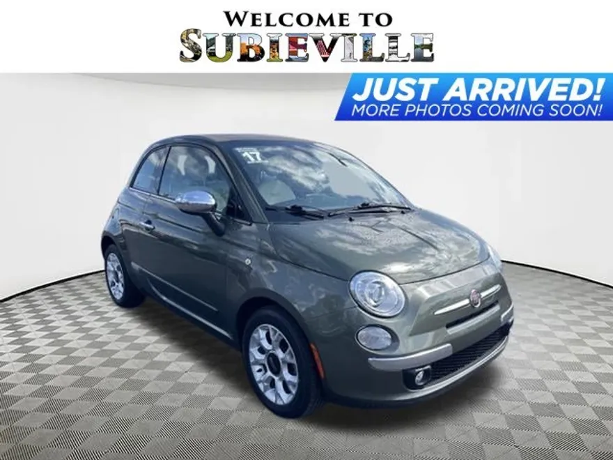 2017 Fiat 500 Lounge photo 1