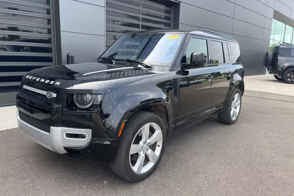 2022 Land Rover Defender XS Edition photo 1