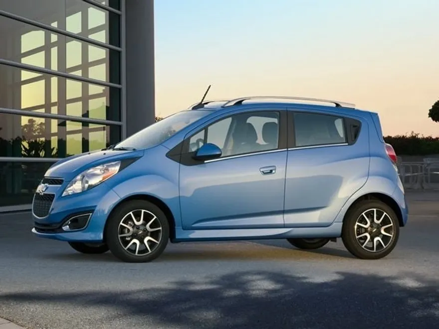 2013 Chevrolet Spark LS photo 1