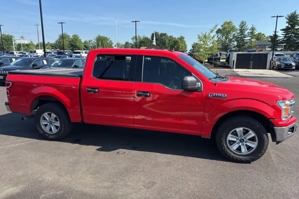 2020 Ford F-150 XLT photo 1