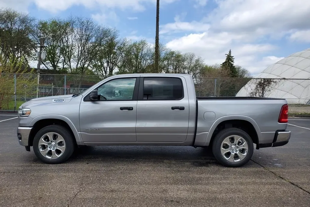 2025 Ram 1500 Big Horn photo 1
