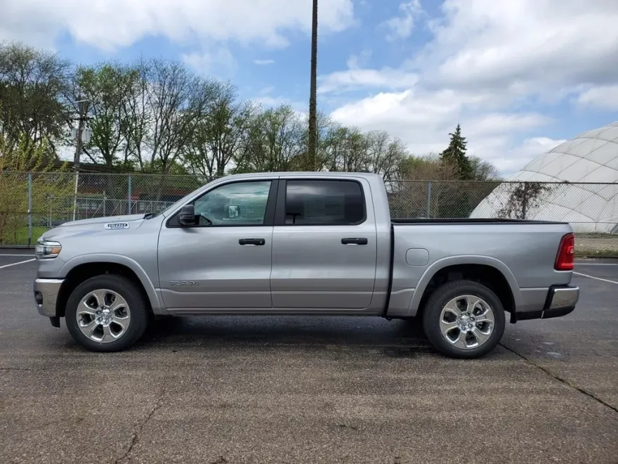 2025 Ram 1500 Big Horn photo 1