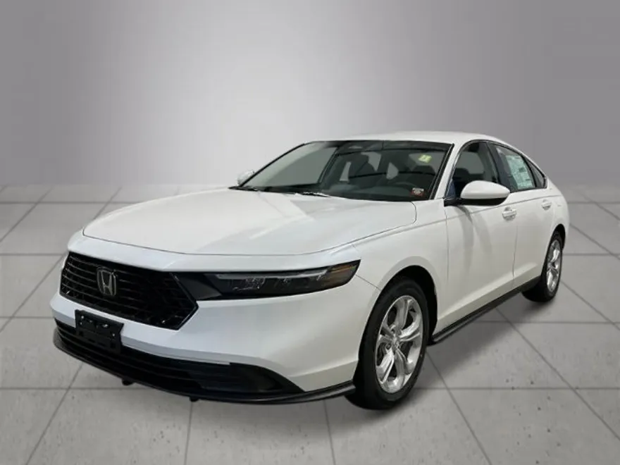 2025 Honda Accord LX photo 1