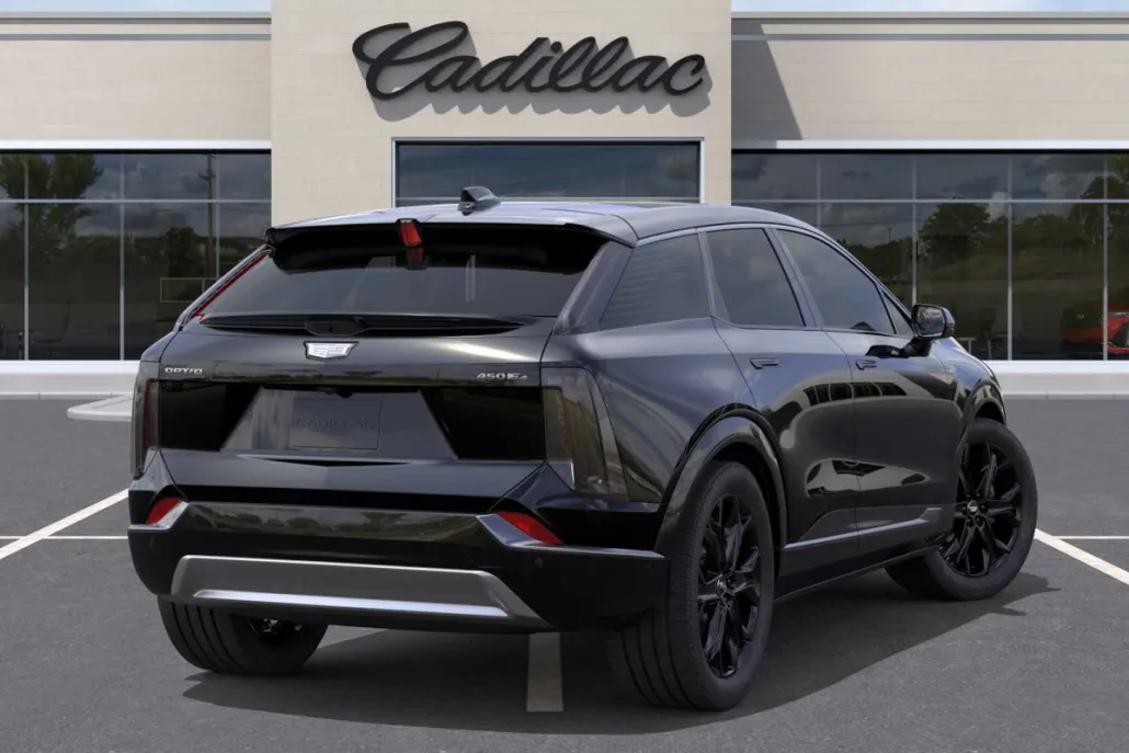 2025 Cadillac Optiq Luxury photo 1