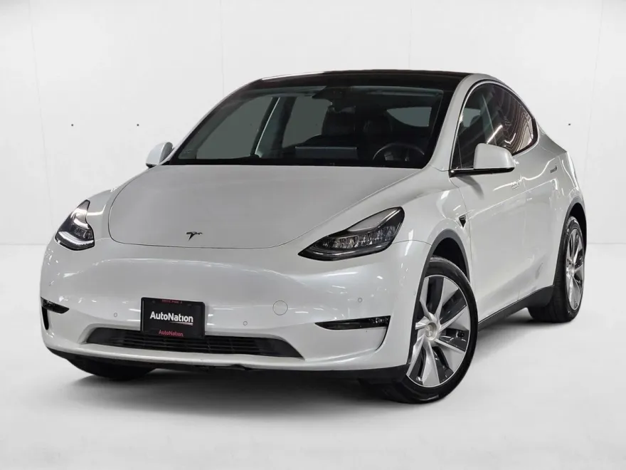 2021 Tesla Model Y Long Range photo 1