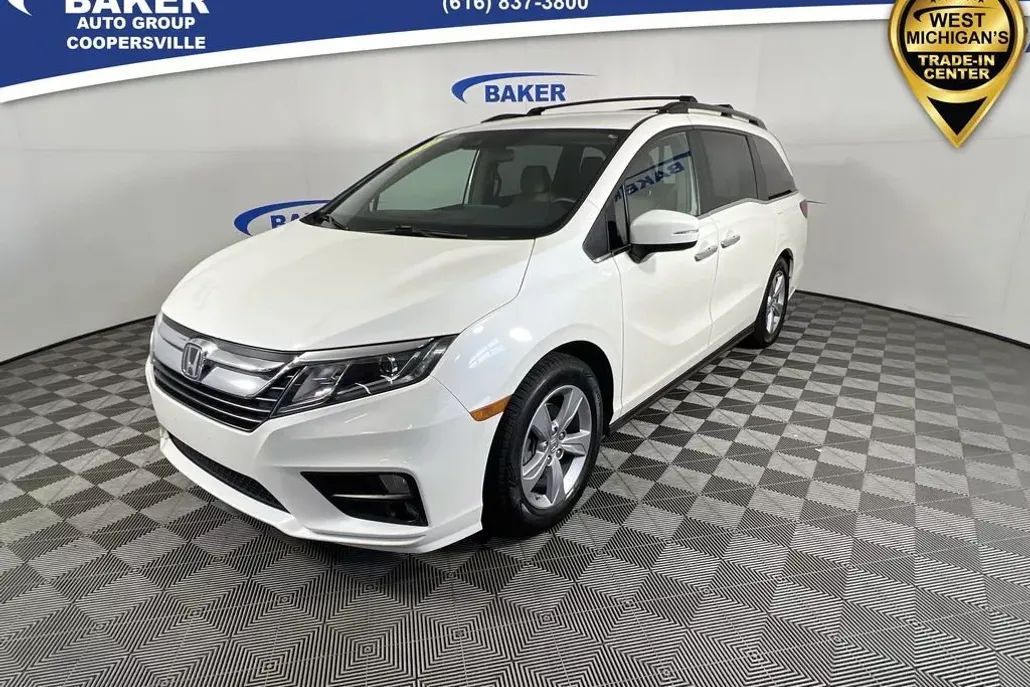 2019 Honda Odyssey EX photo 1