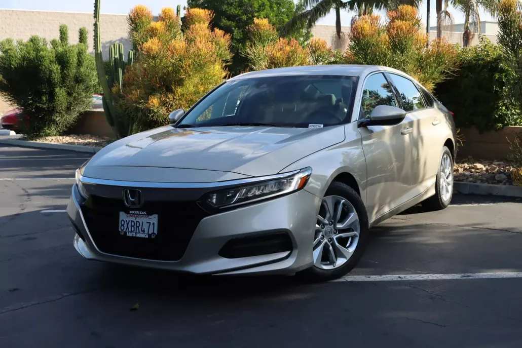 2018 Honda Accord LX photo 1