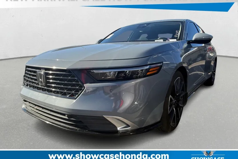 2023 Honda Accord Hybrid Touring photo 1