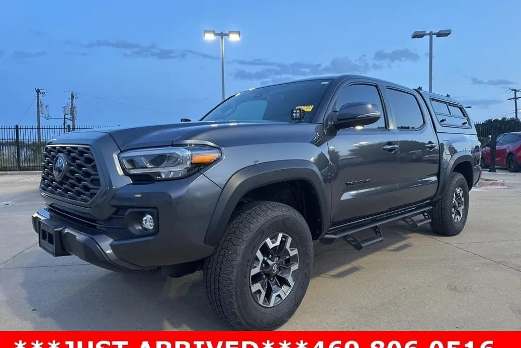 2021 Toyota Tacoma TRD Off-Road photo 1