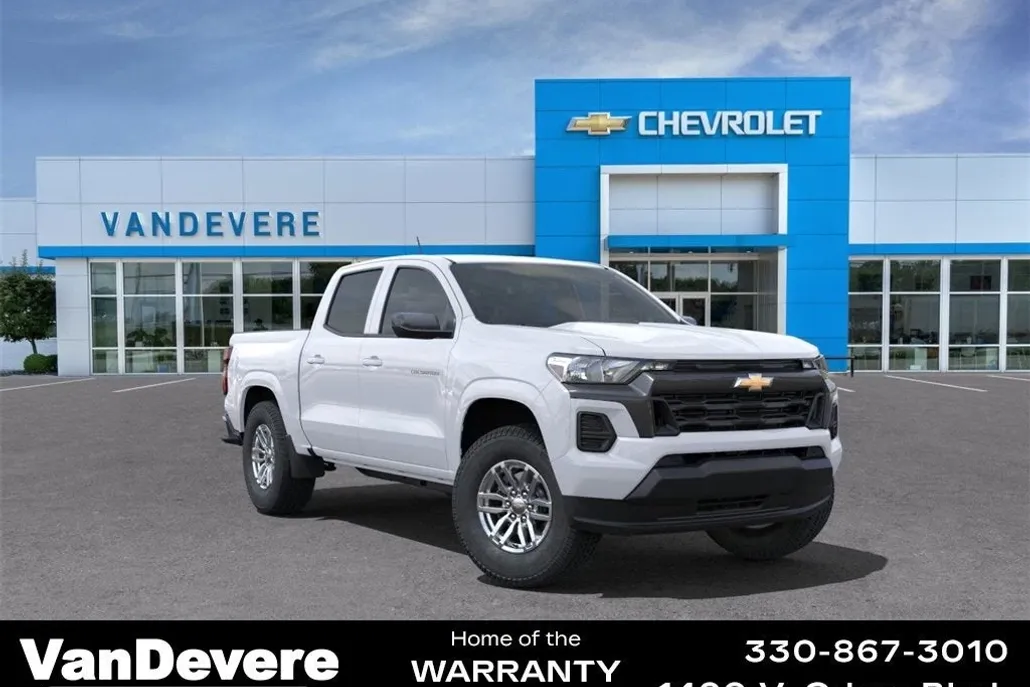 2025 Chevrolet Colorado Work Truck LT photo 1