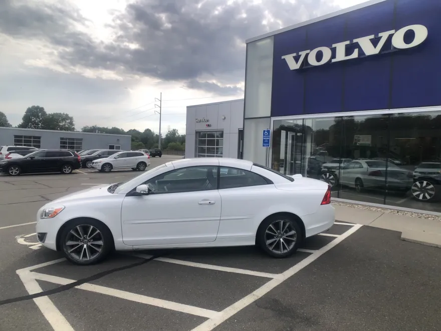 2013 Volvo C70 T5 photo 1
