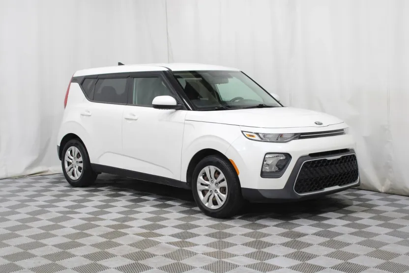 2020 Kia Soul LX photo 1