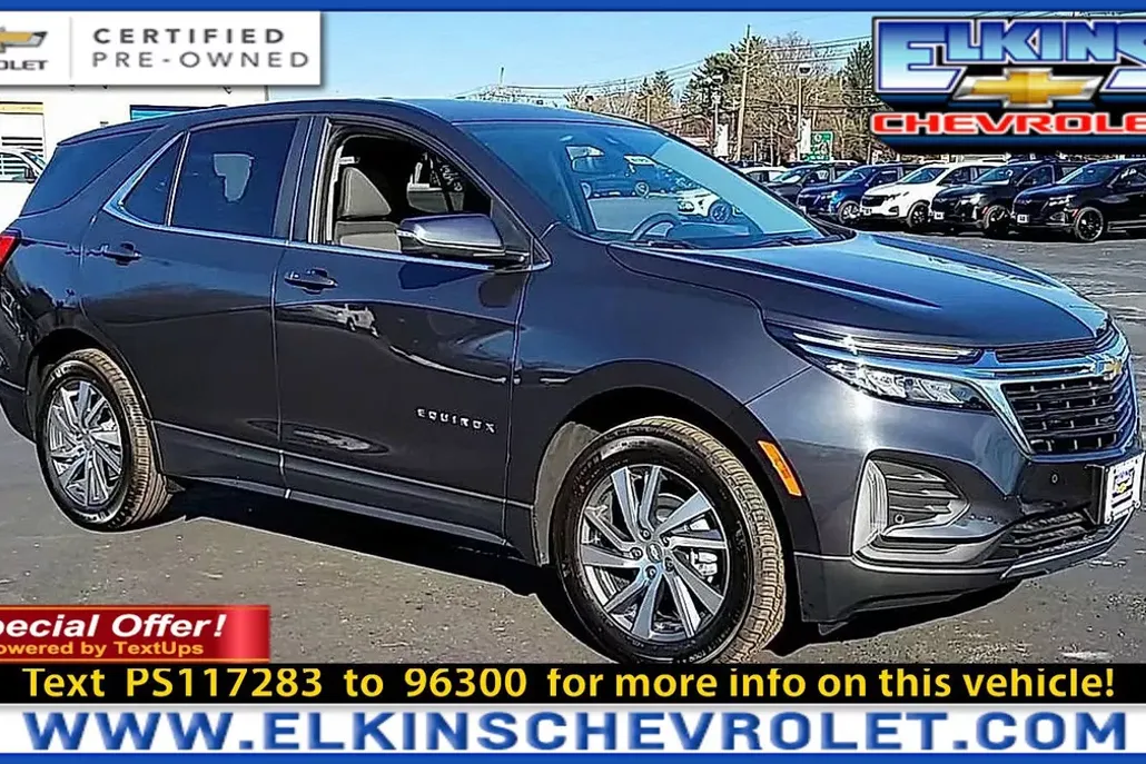 2023 Chevrolet Equinox LT photo 1