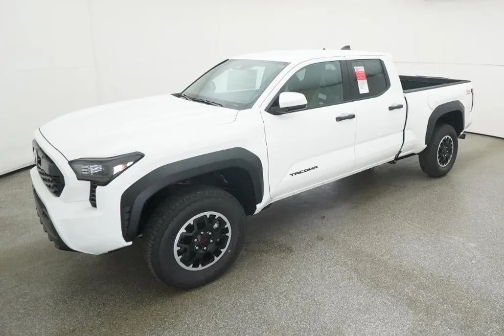 2025 Toyota Tacoma TRD Off-Road photo 1