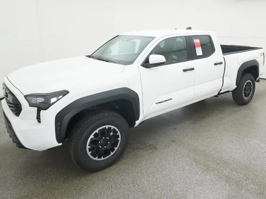 2025 Toyota Tacoma TRD Off-Road photo 1