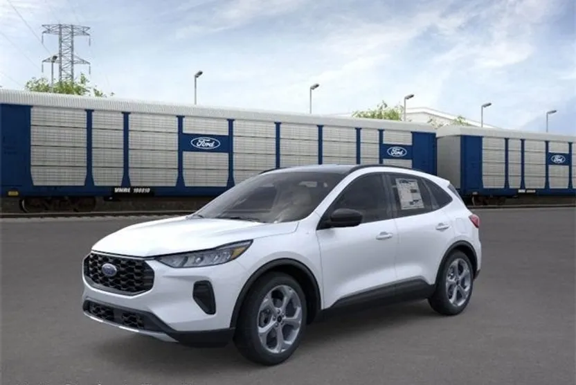 2026 Ford Escape ST-Line photo 1