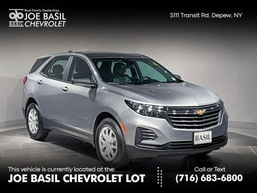 2024 Chevrolet Equinox LS photo 1
