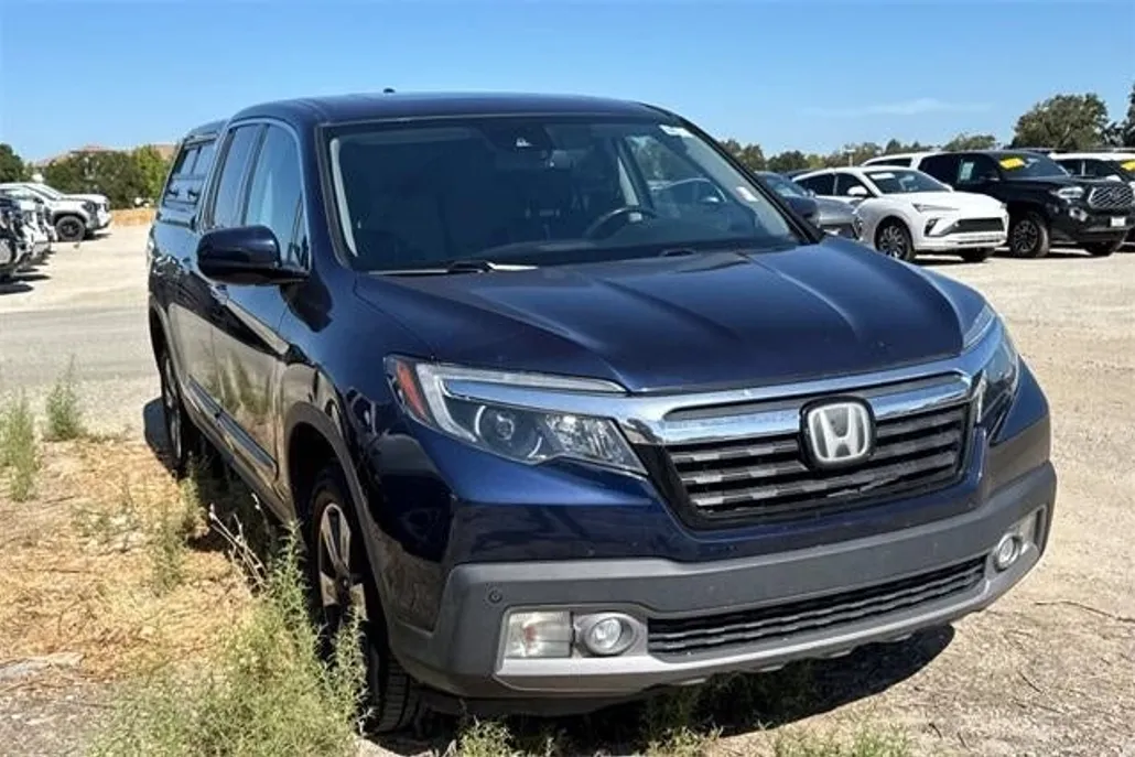 2017 Honda Ridgeline RTL-E photo 1