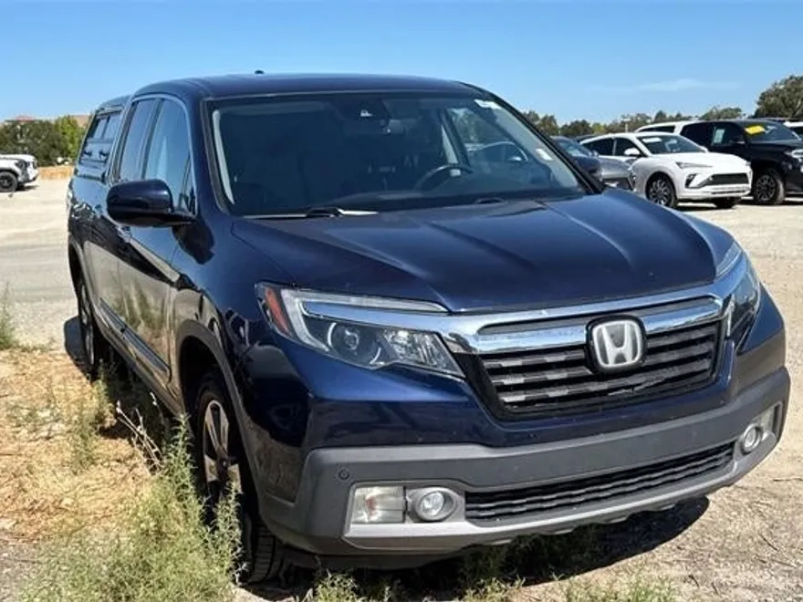 2017 Honda Ridgeline RTL-E photo 1
