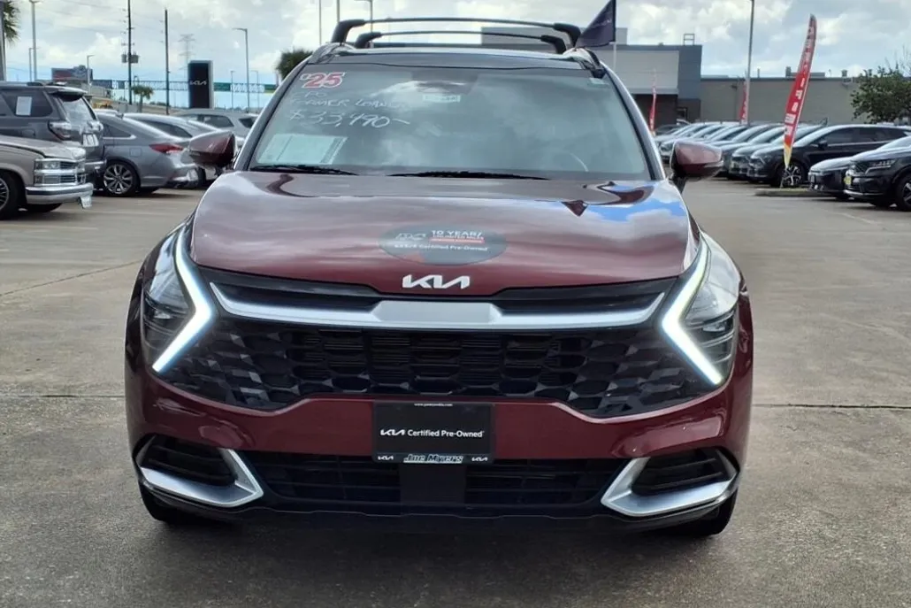 2025 Kia Sportage SX photo 1