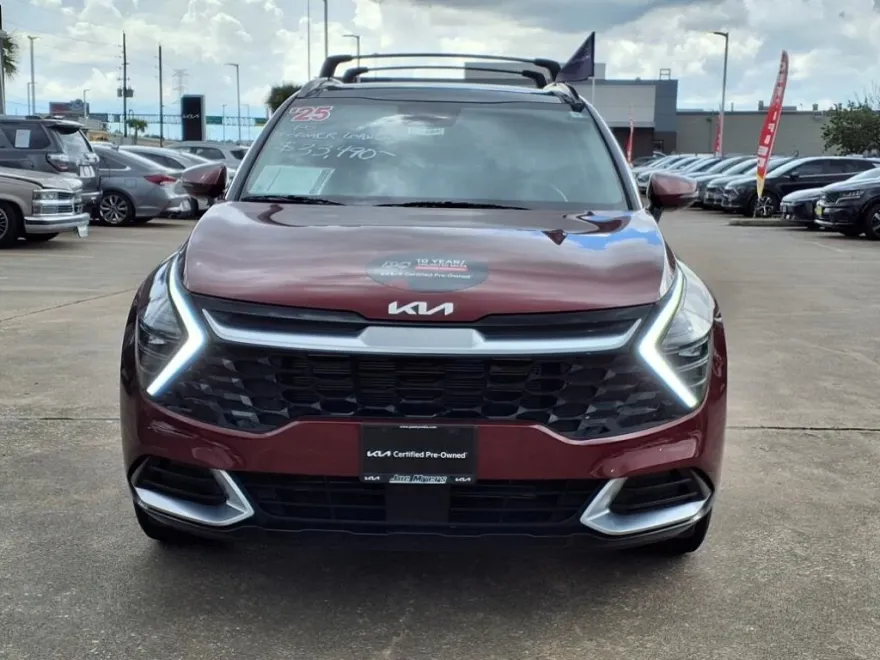2025 Kia Sportage SX photo 1