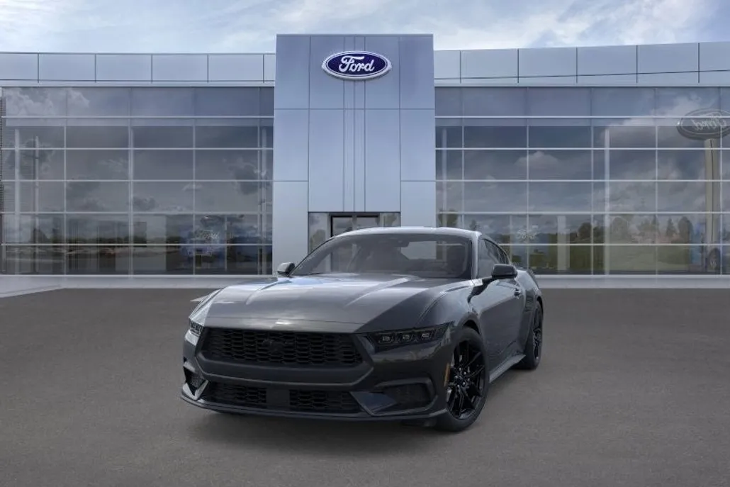 2025 Ford Mustang EcoBoost photo 1
