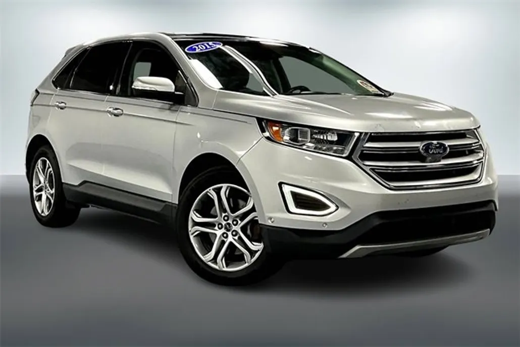 2015 Ford Edge Titanium photo 1
