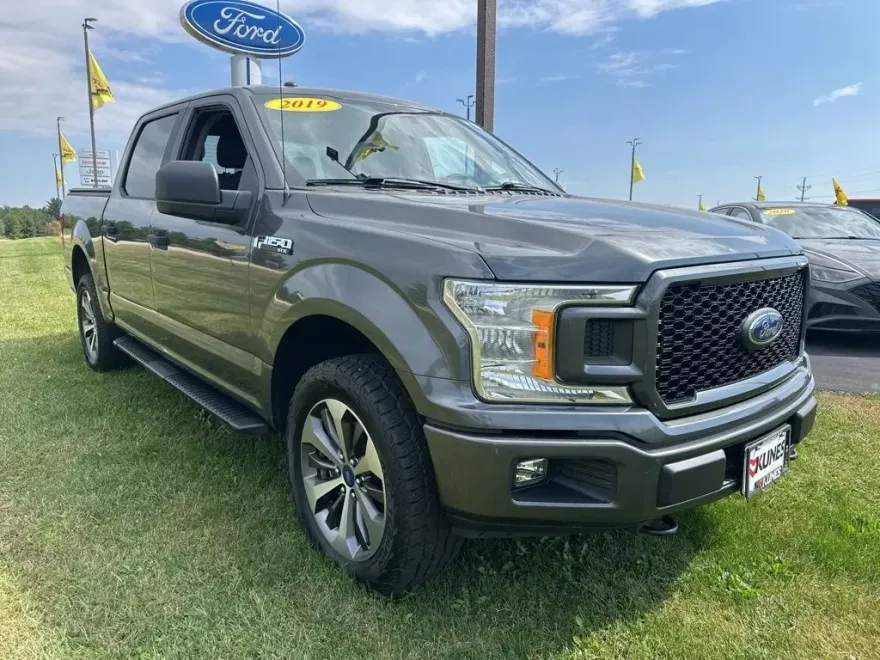 2019 Ford F-150 XL photo 1