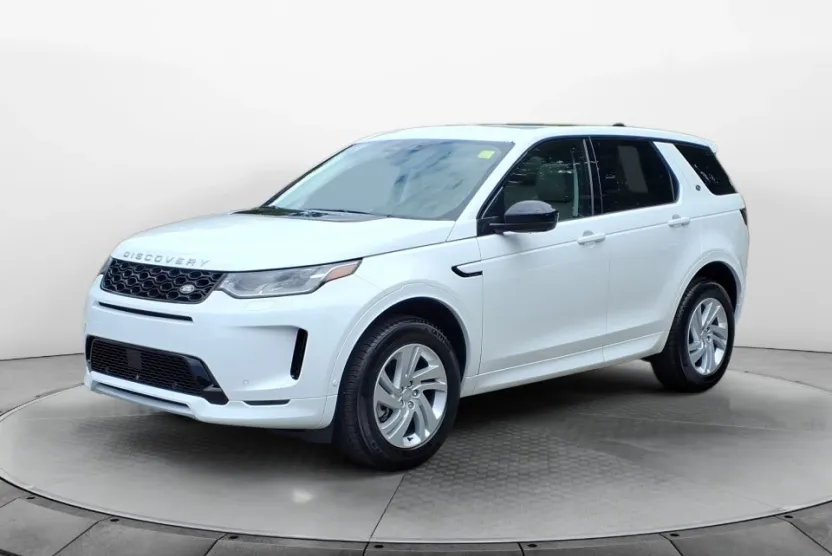 2024 Land Rover Discovery Sport S photo 1