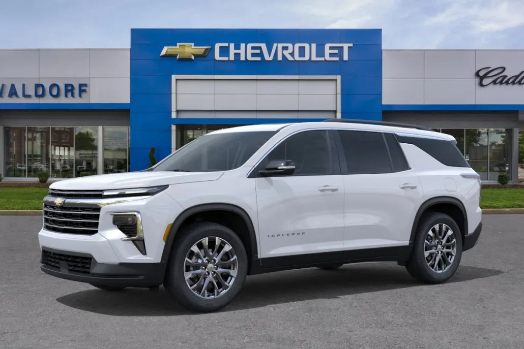 2026 Chevrolet Traverse photo 1