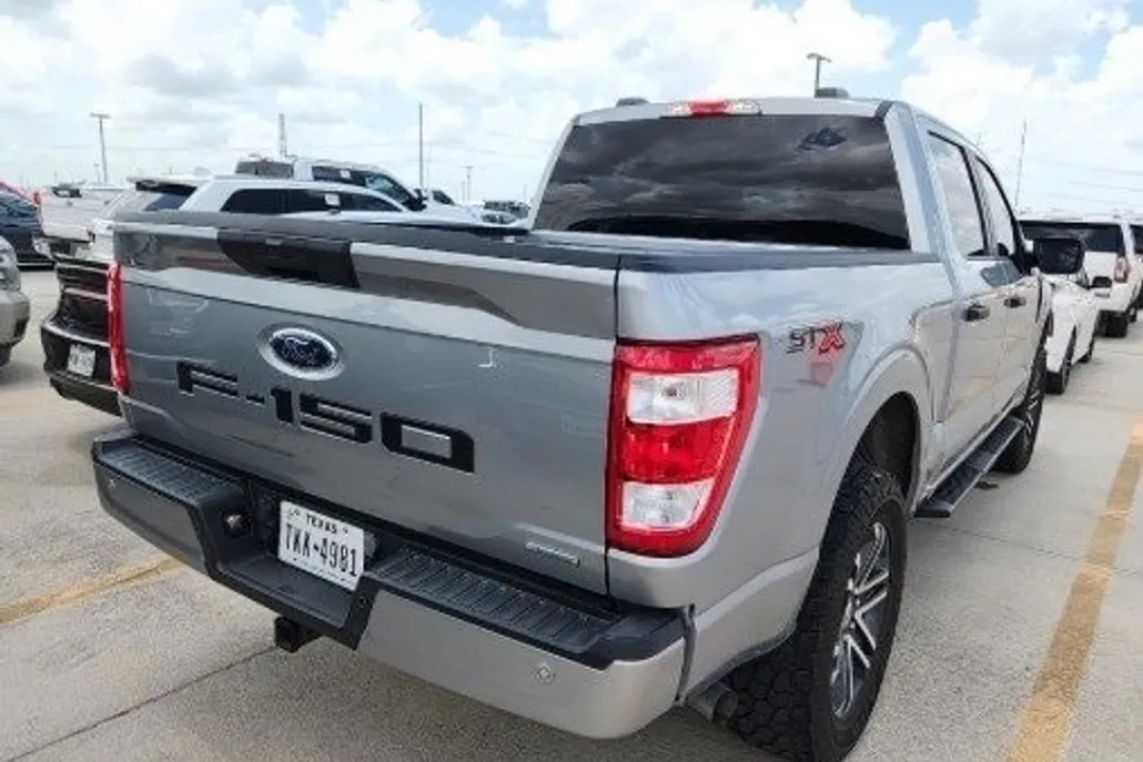 2023 Ford F-150 XL photo 1