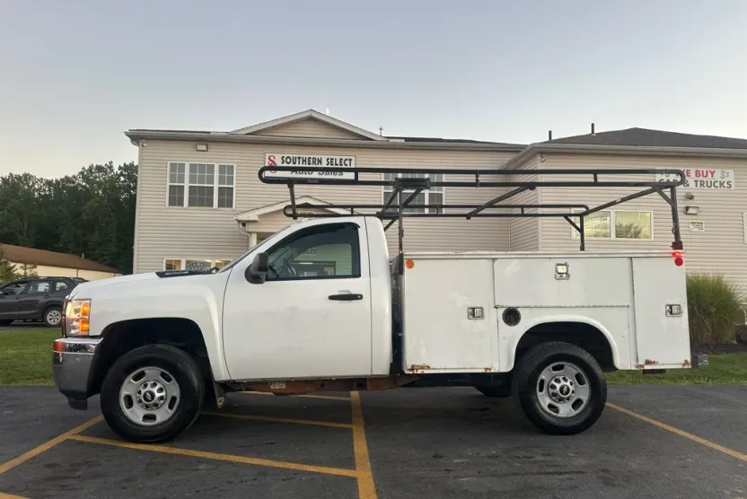 2013 Chevrolet Silverado Work Truck Base photo 1