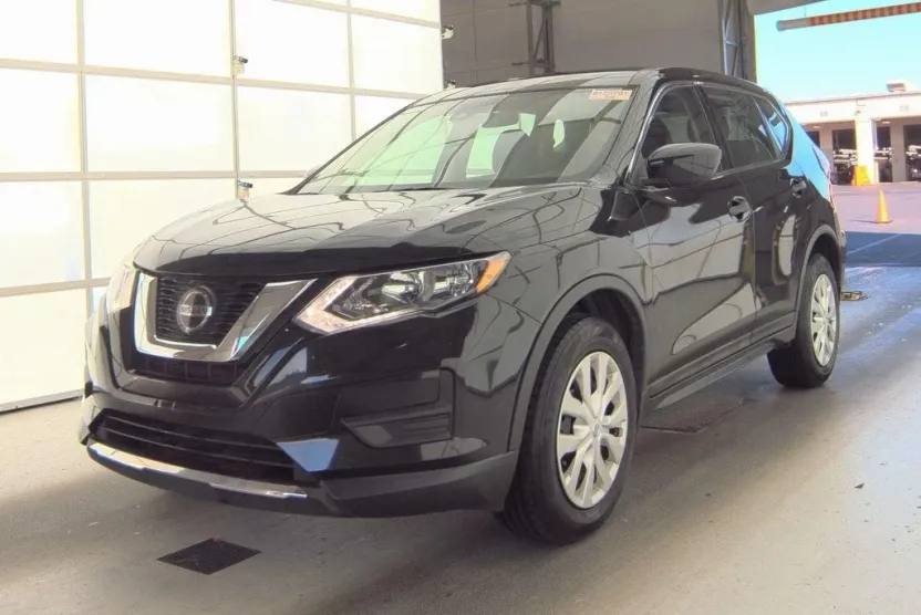 2020 Nissan Rogue S photo 1