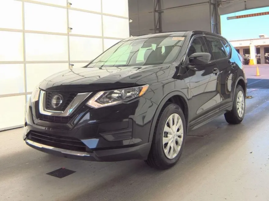 2020 Nissan Rogue S photo 1
