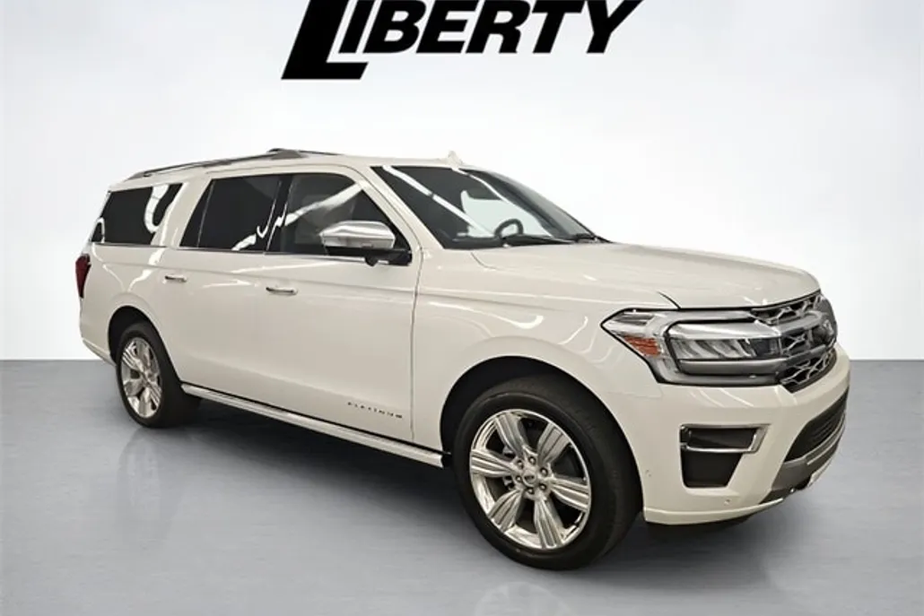 2024 Ford Expedition MAX Platinum photo 1