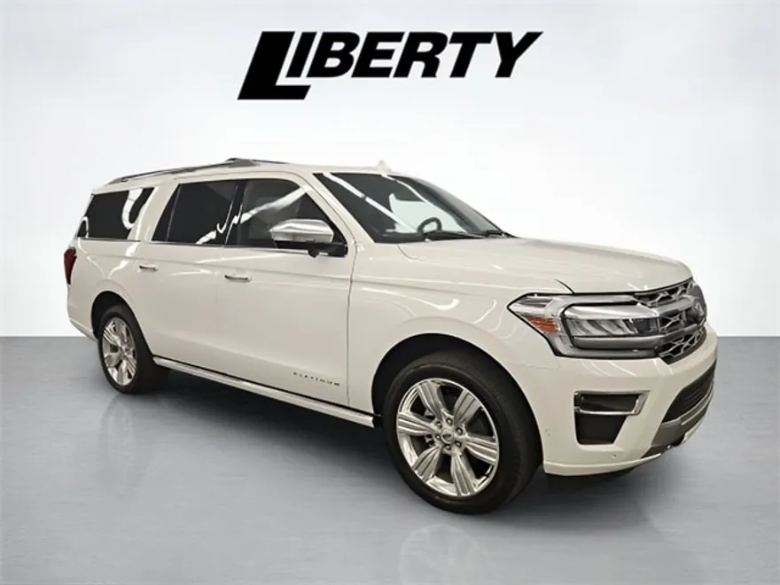 2024 Ford Expedition MAX Platinum photo 1