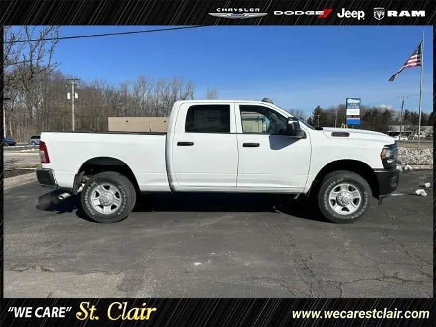 2024 Ram 3500 Tradesman photo 1