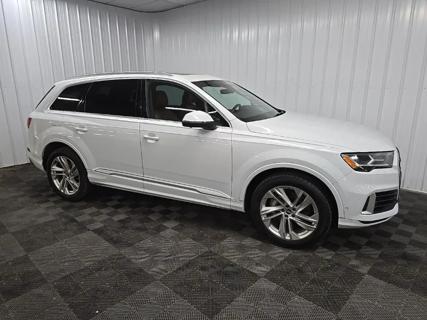 2021 Audi Q7 55 Premium photo 1