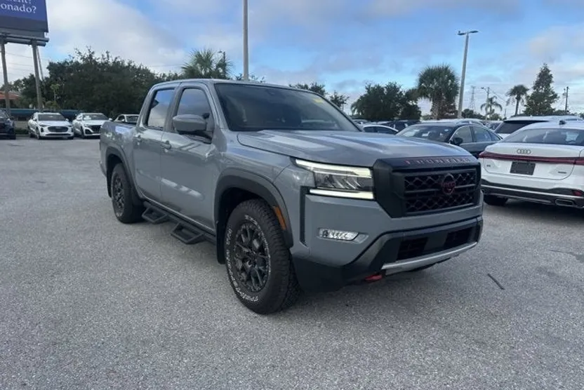 2024 Nissan Frontier PRO-X photo 1