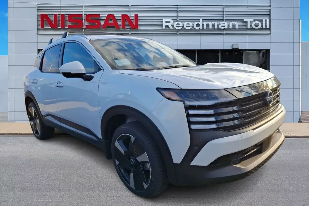2025 Nissan Kicks SR photo 1